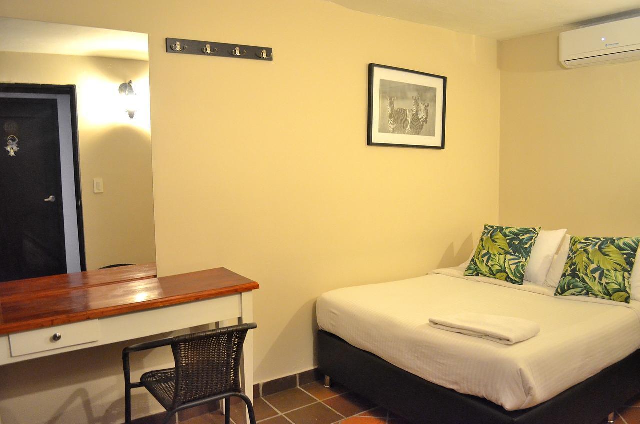 Casa La Fleur Hotel 2*