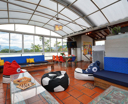 International House Co-living Hostal *