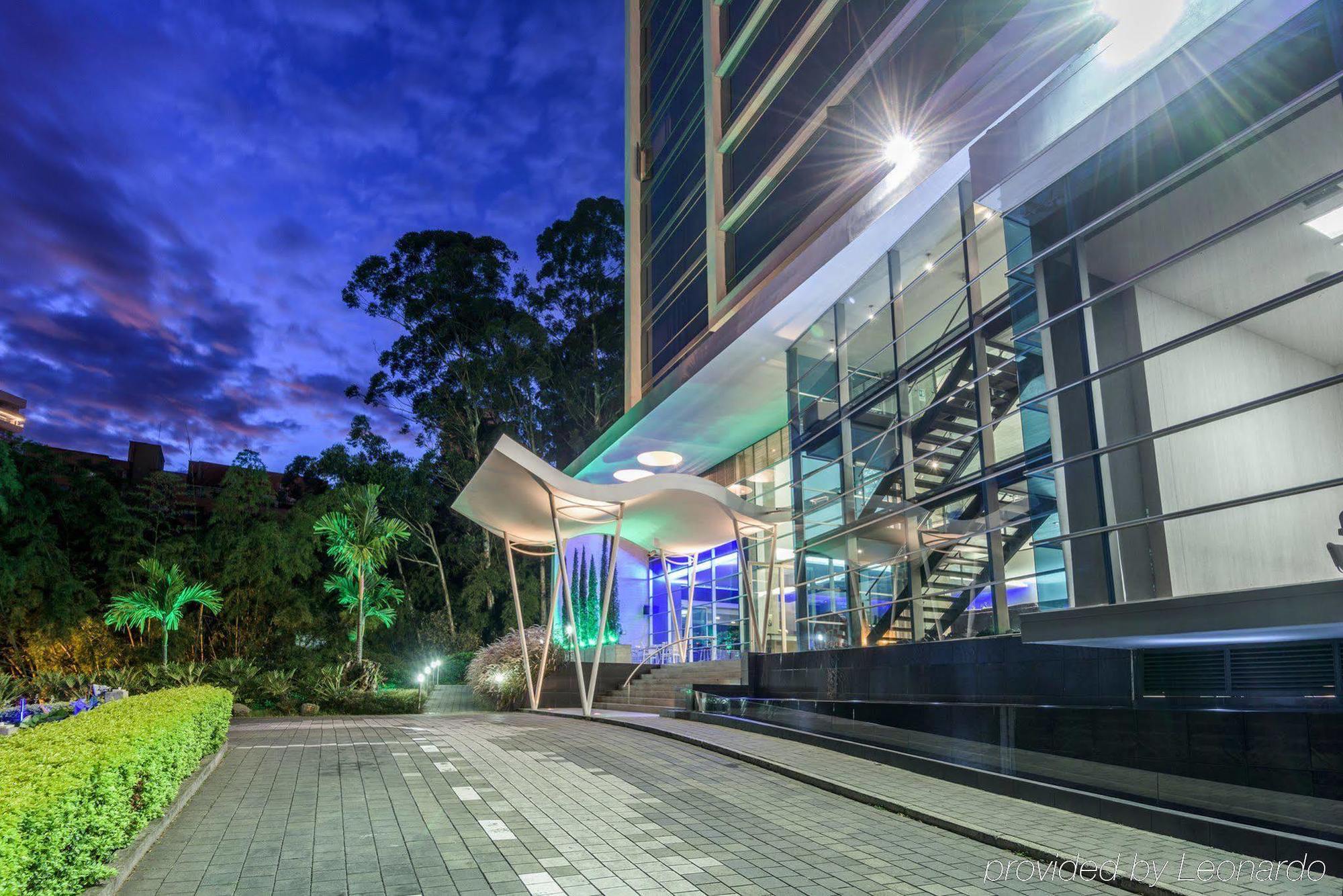 Hotel Nh Collection Royal 5*