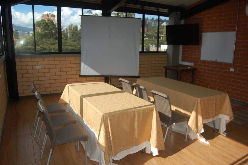 Provenza Garden Hotel 3*
