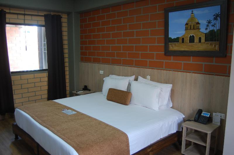 Provenza Garden Hotel 3*