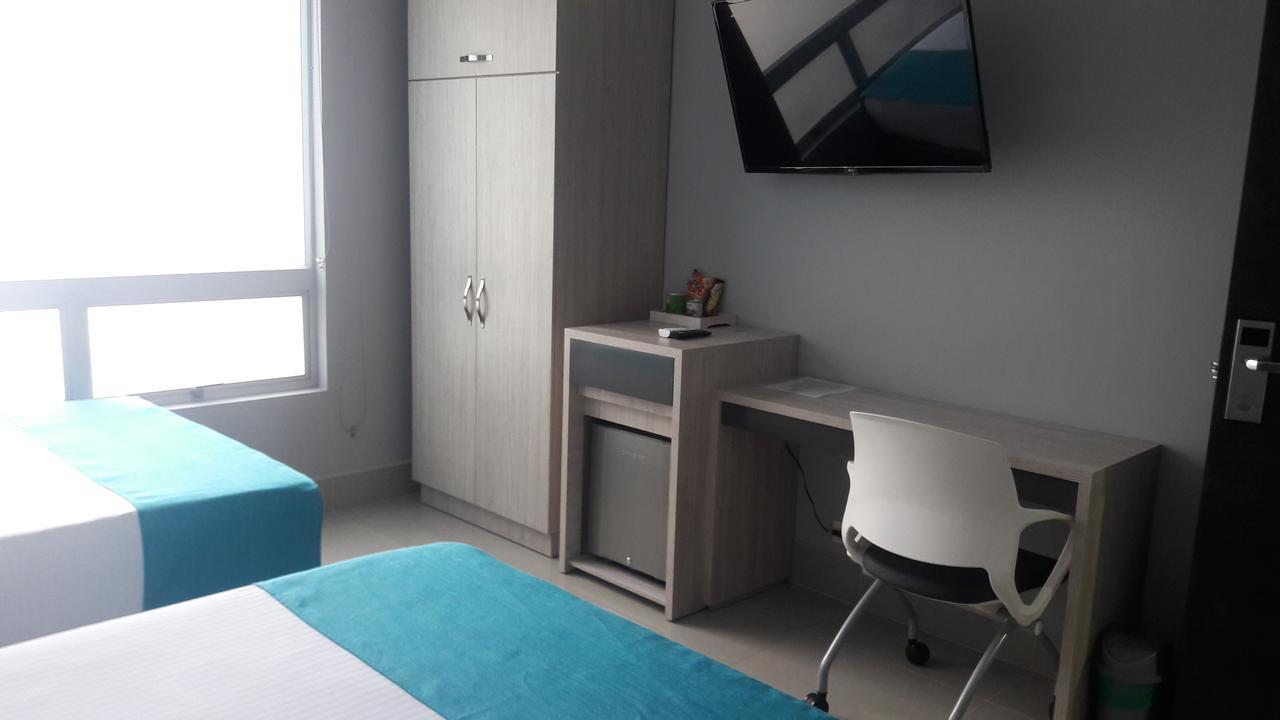 Hotel Lleras Express 3*