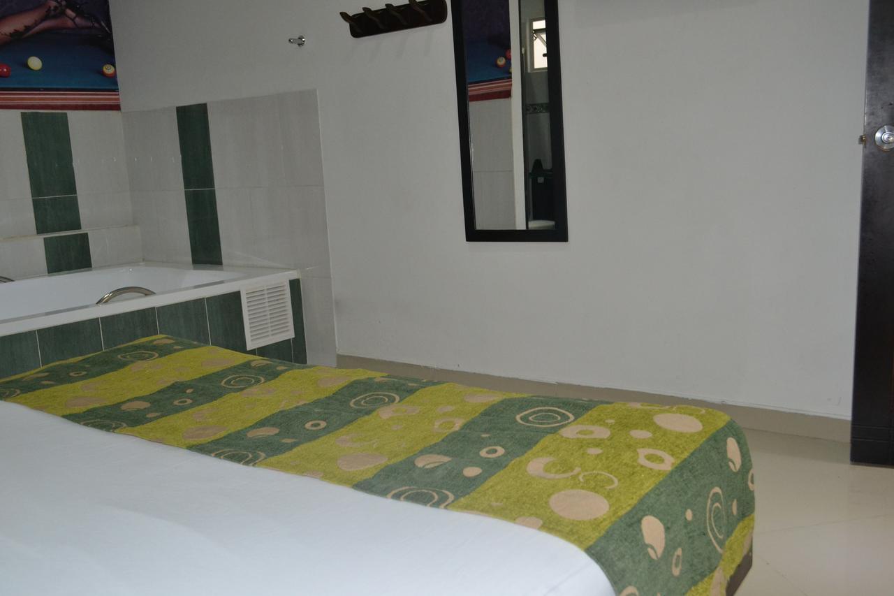 Punto Uno Suites 3*
