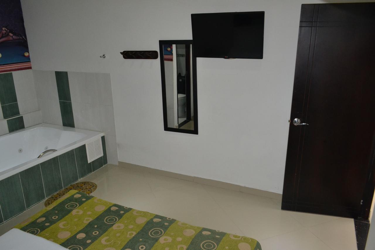 Motel Punto Uno Suites 3*