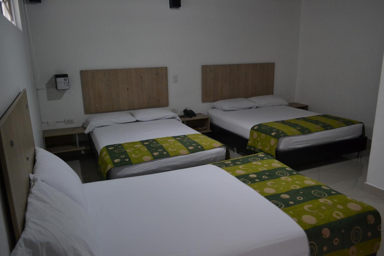 Punto Uno Suites Motel 3*