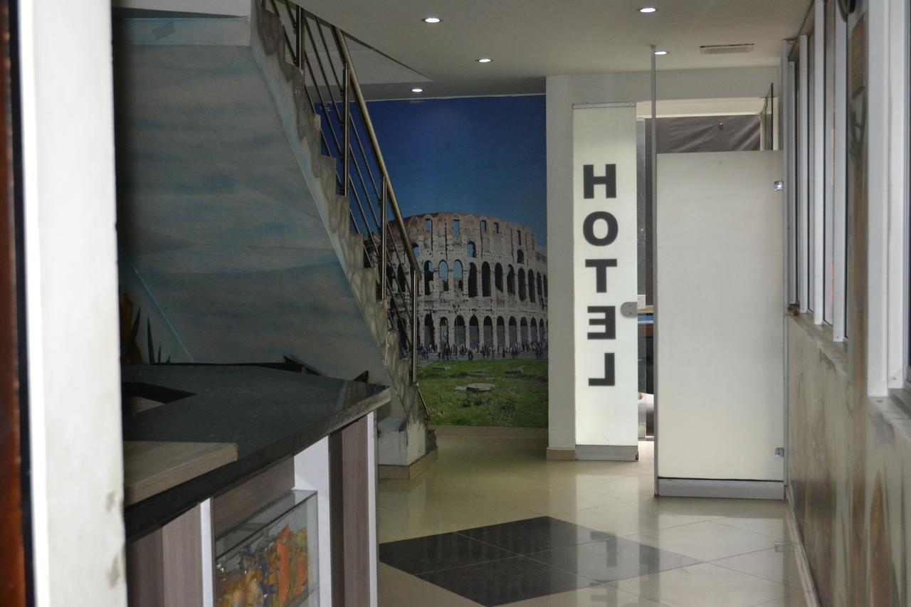 Punto Uno Suites