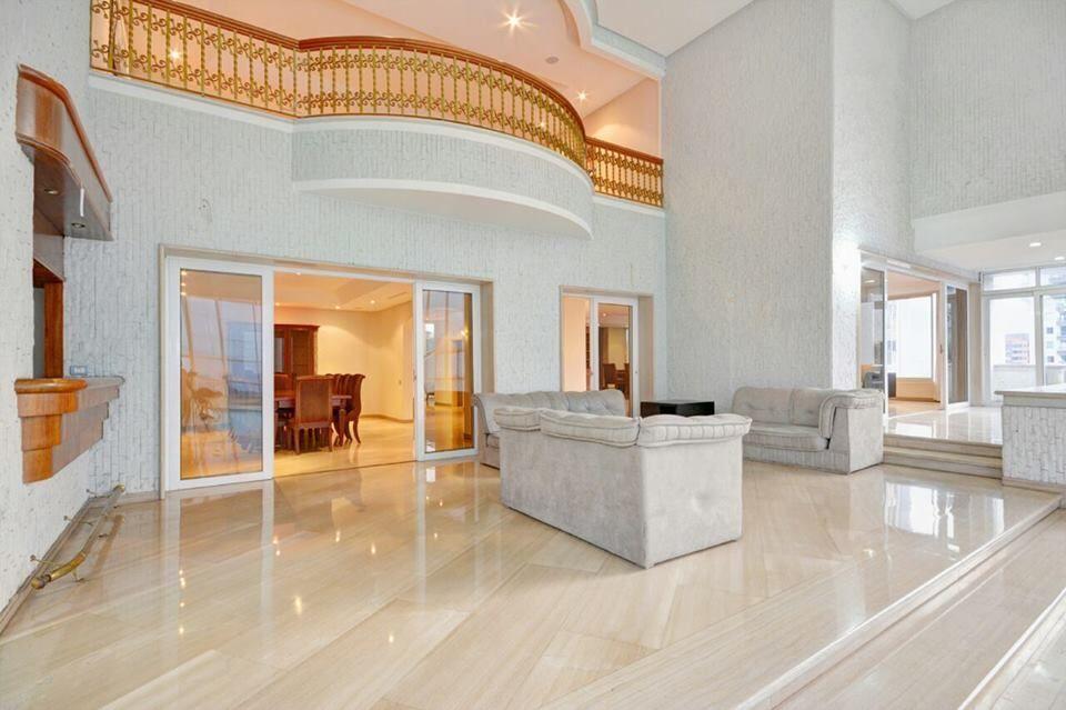 Pablo Escobar's 12 Bedroom Penthouse * Medellín