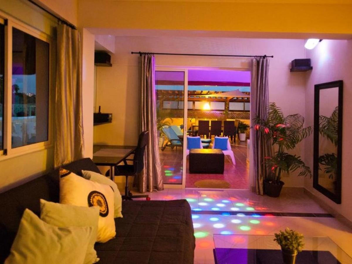Pablo Escobar's 12 Bedroom Penthouse * Medellín