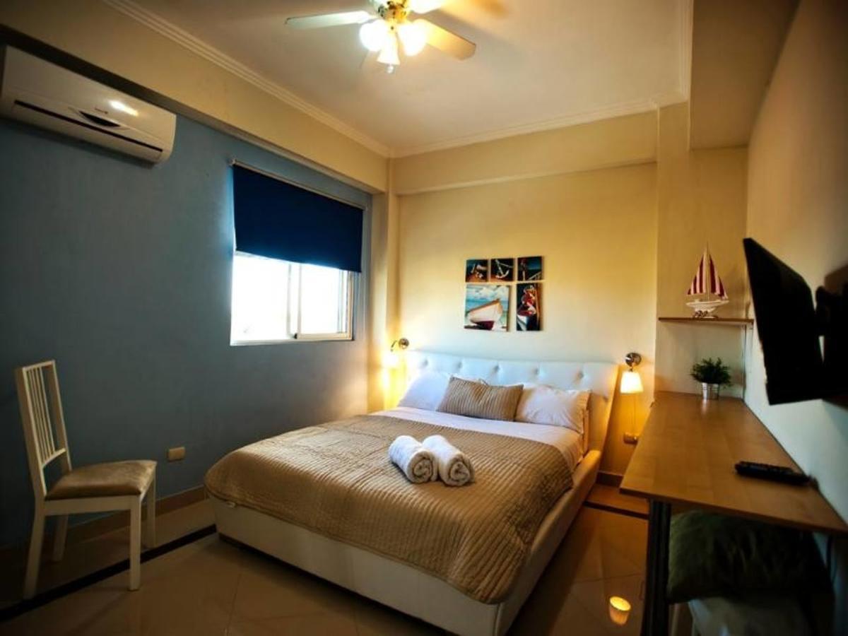Pablo Escobar's 12 Bedroom Penthouse Apartamento *