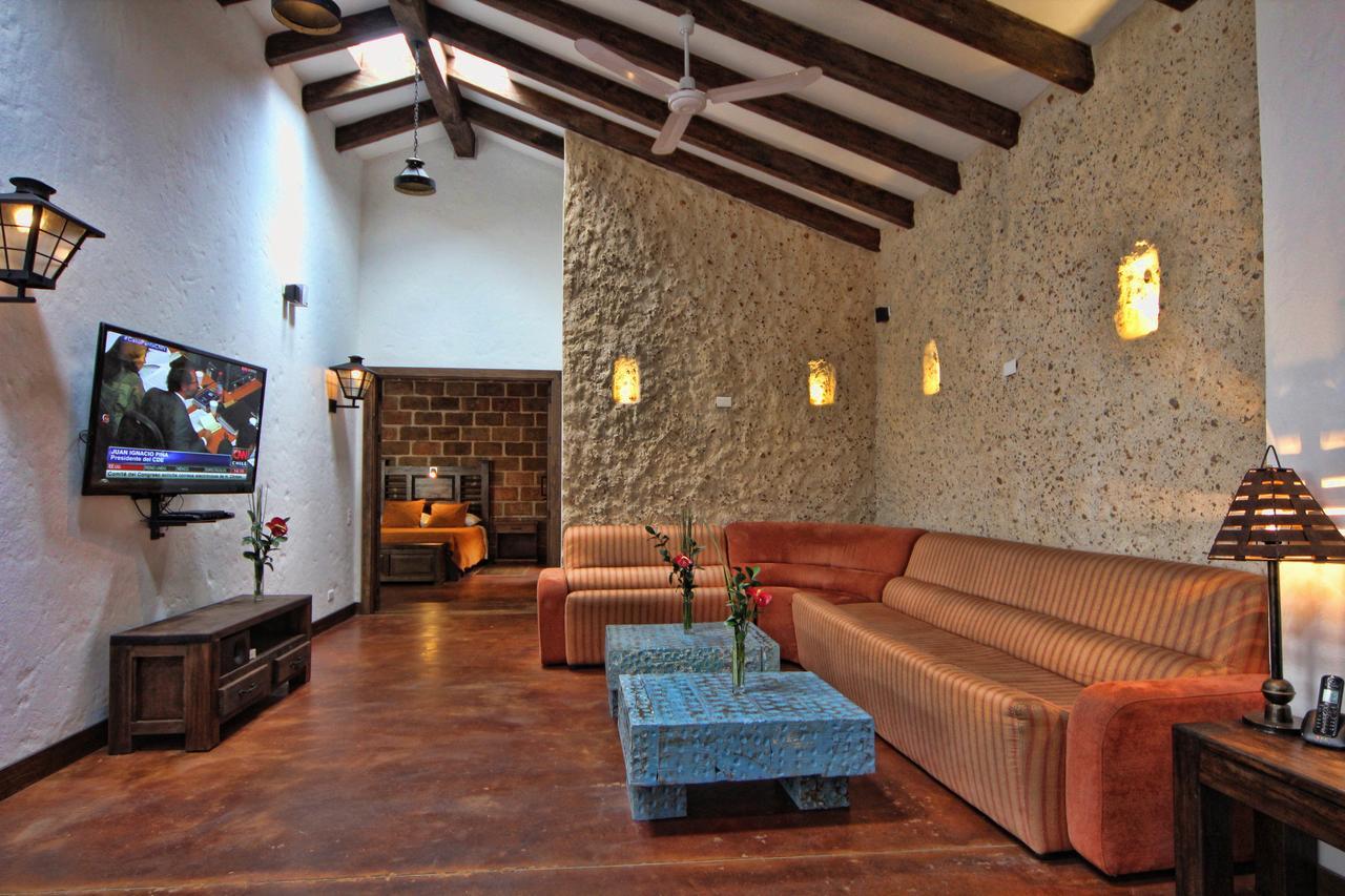 Casa Del Reloj Apartahotel Medellín