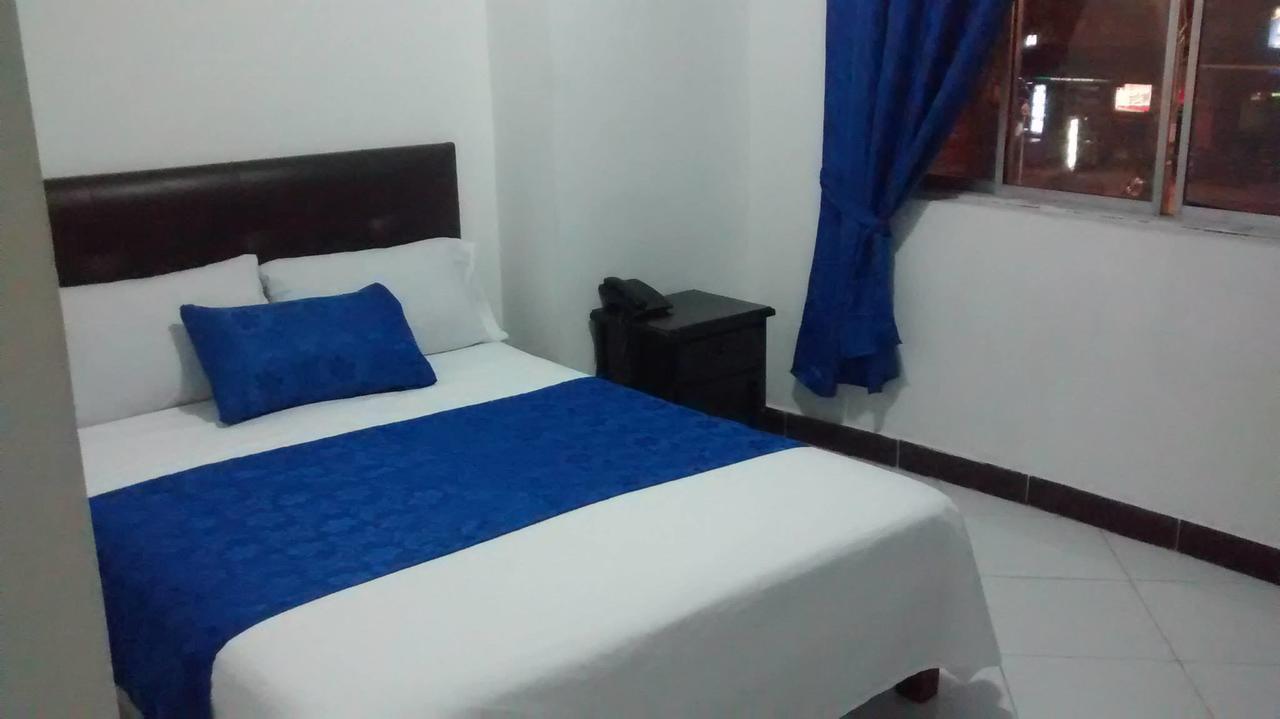 Lyon Hotel 3*