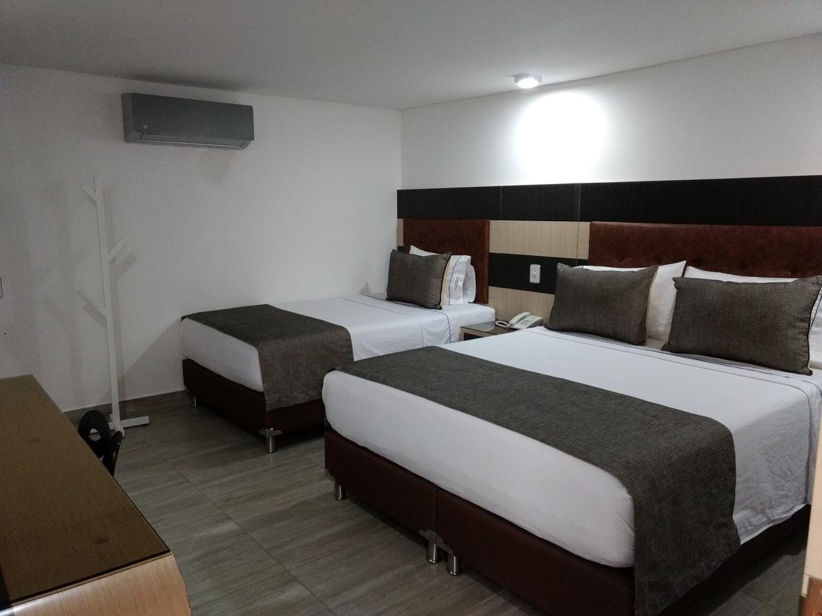 Parque 70 Hotel