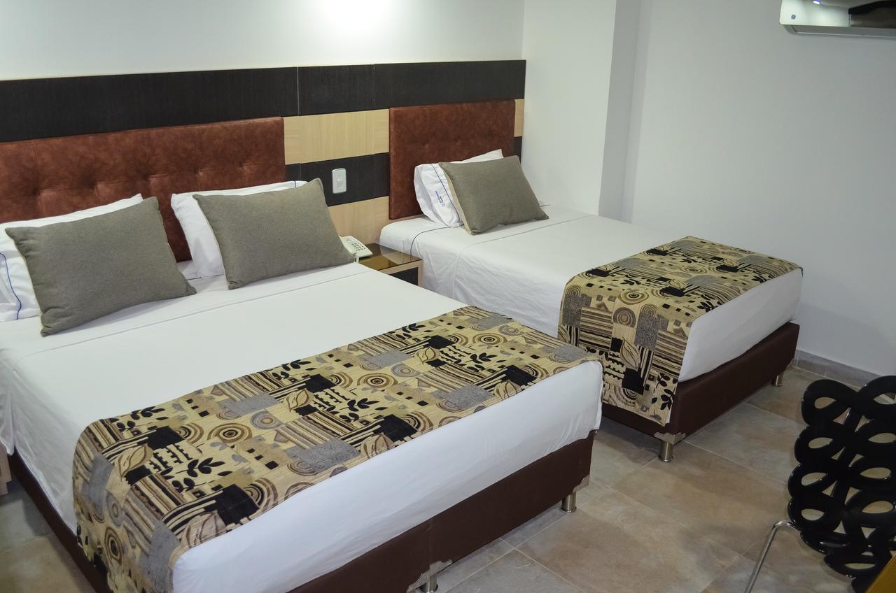 Hotel Parque 70 4*