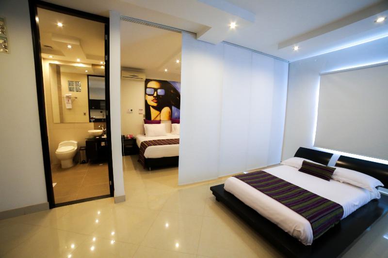 33 Conquest Hotel 4*
