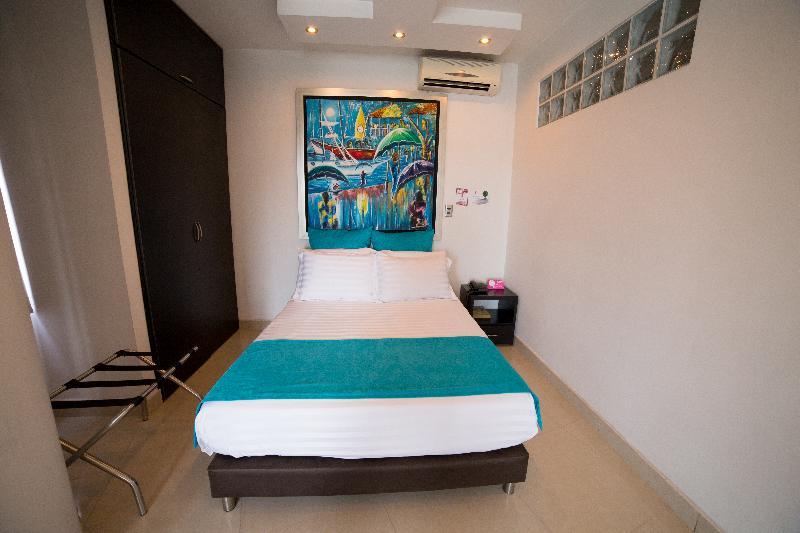 33 Conquest Hotel Medellín