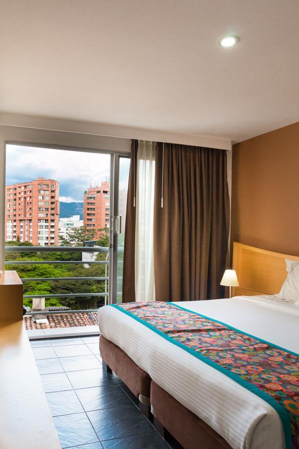In House The Hotel 3*