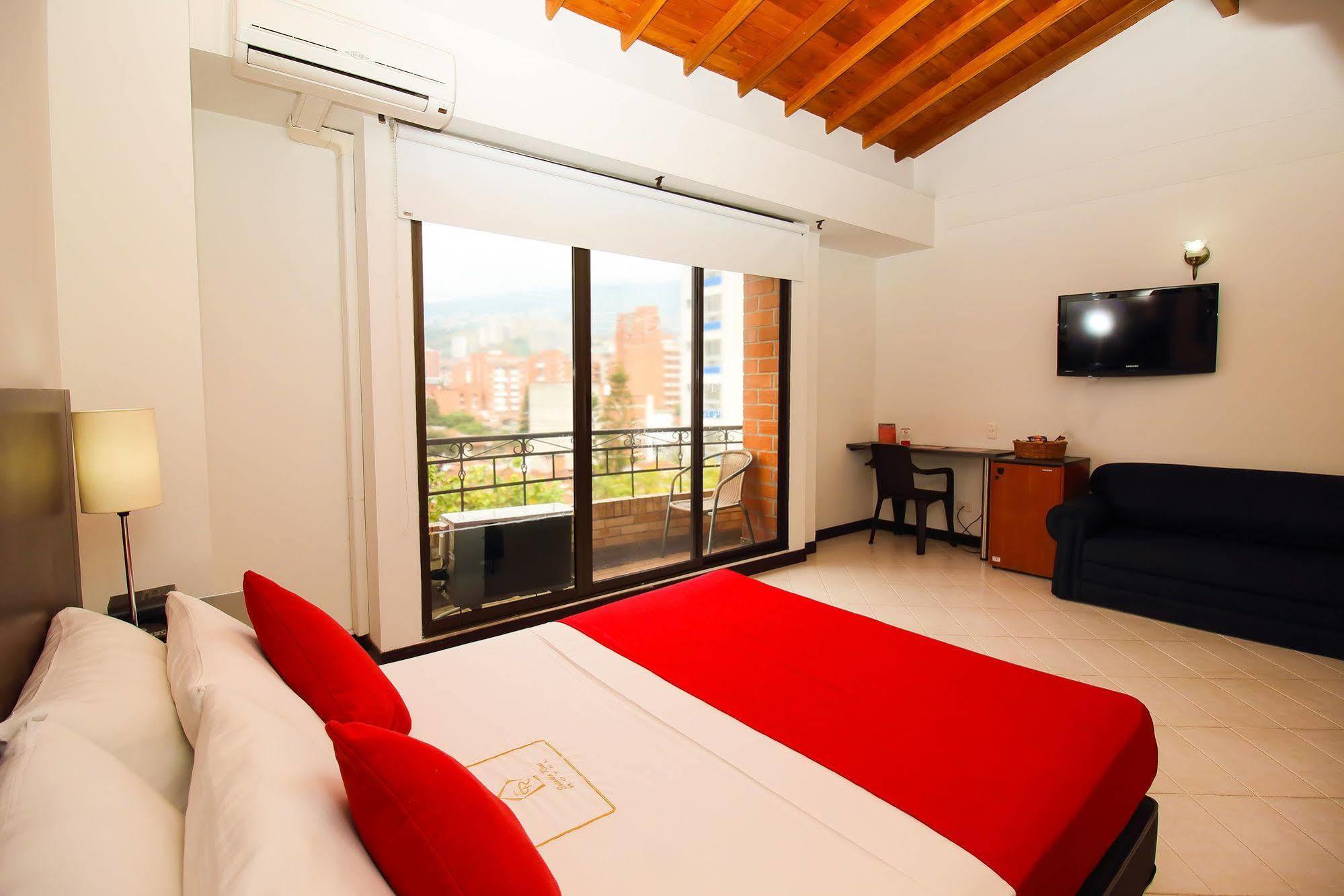 Estadio Real Hotel