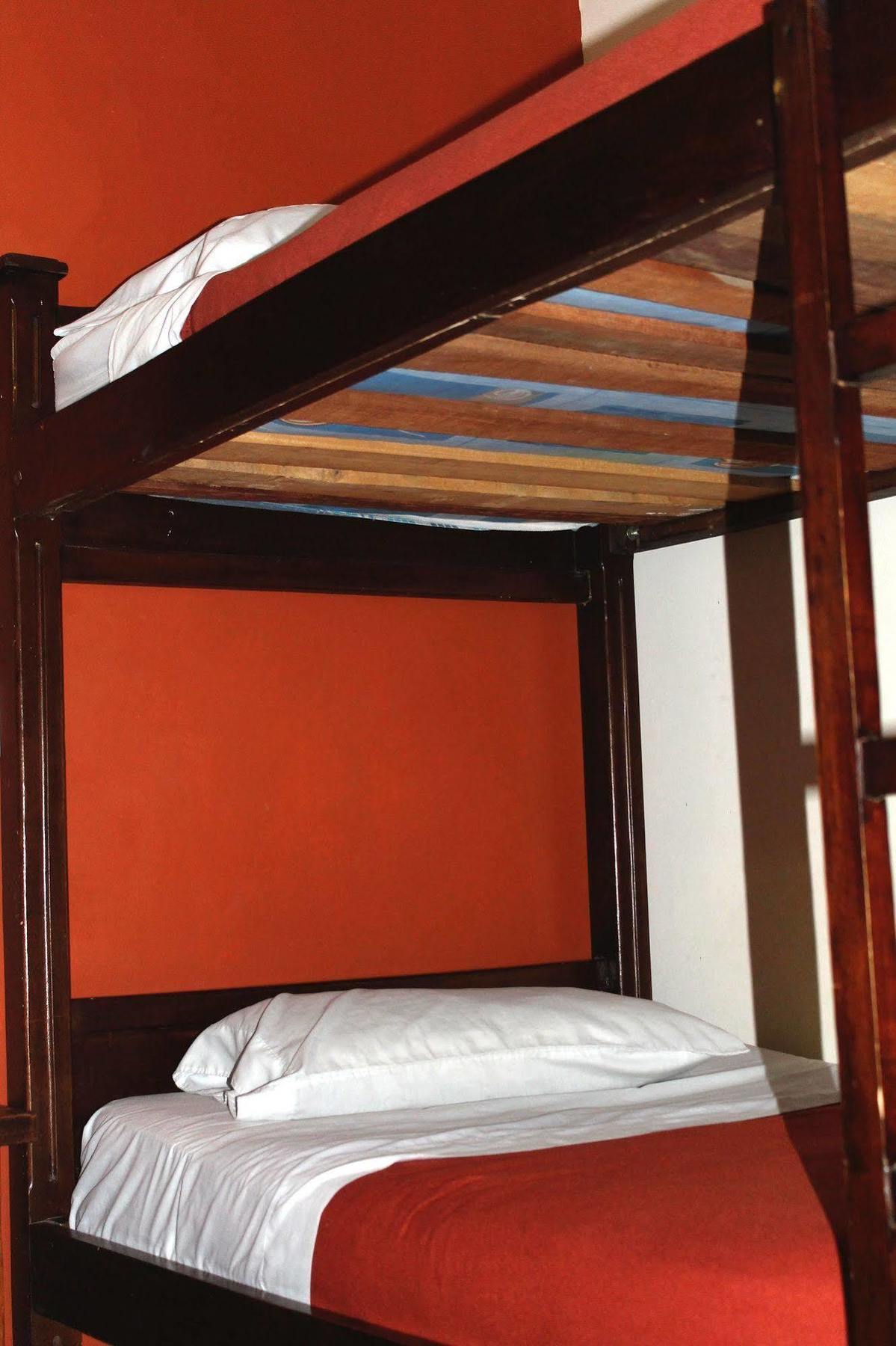 Relax 10 Hostal *