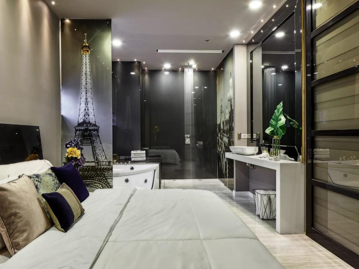 Paris Luxury Hotel 3*