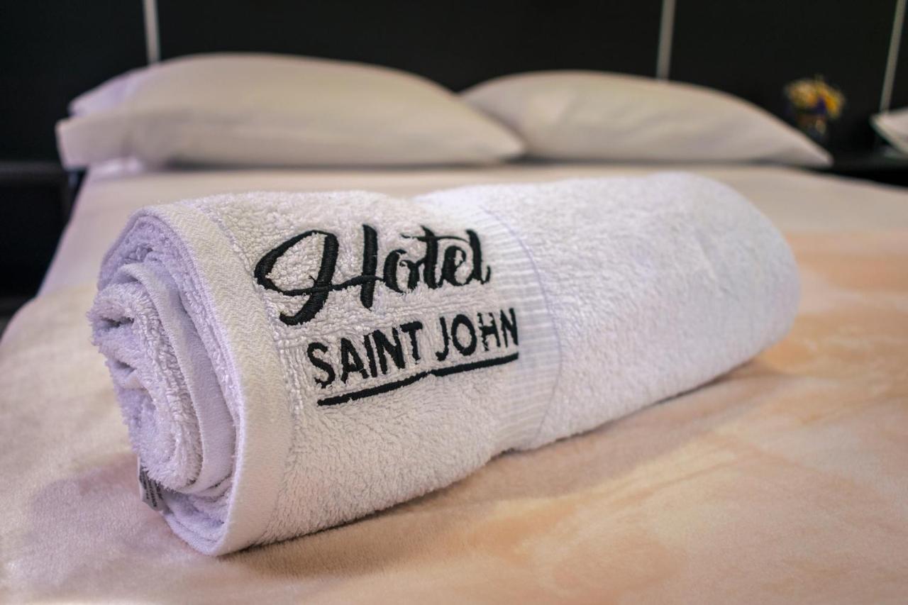 Saint John 3*