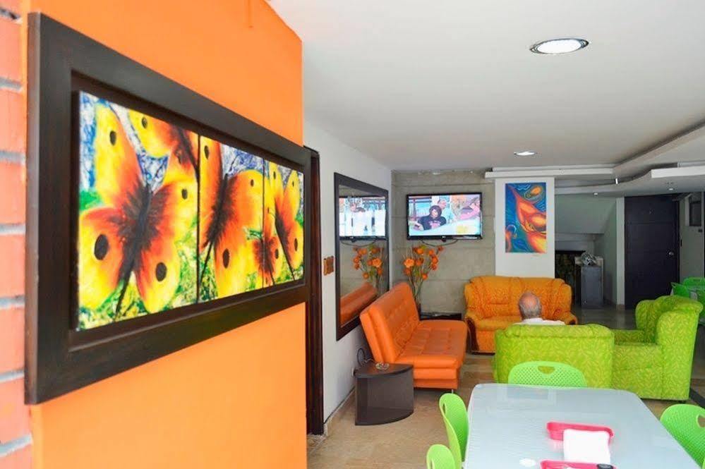 Hotel Ayenda Casa Blanca Laureles