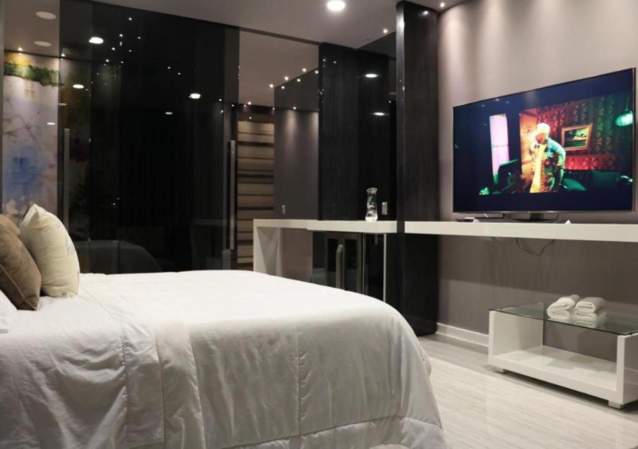 Paris Luxury Hotel 3*