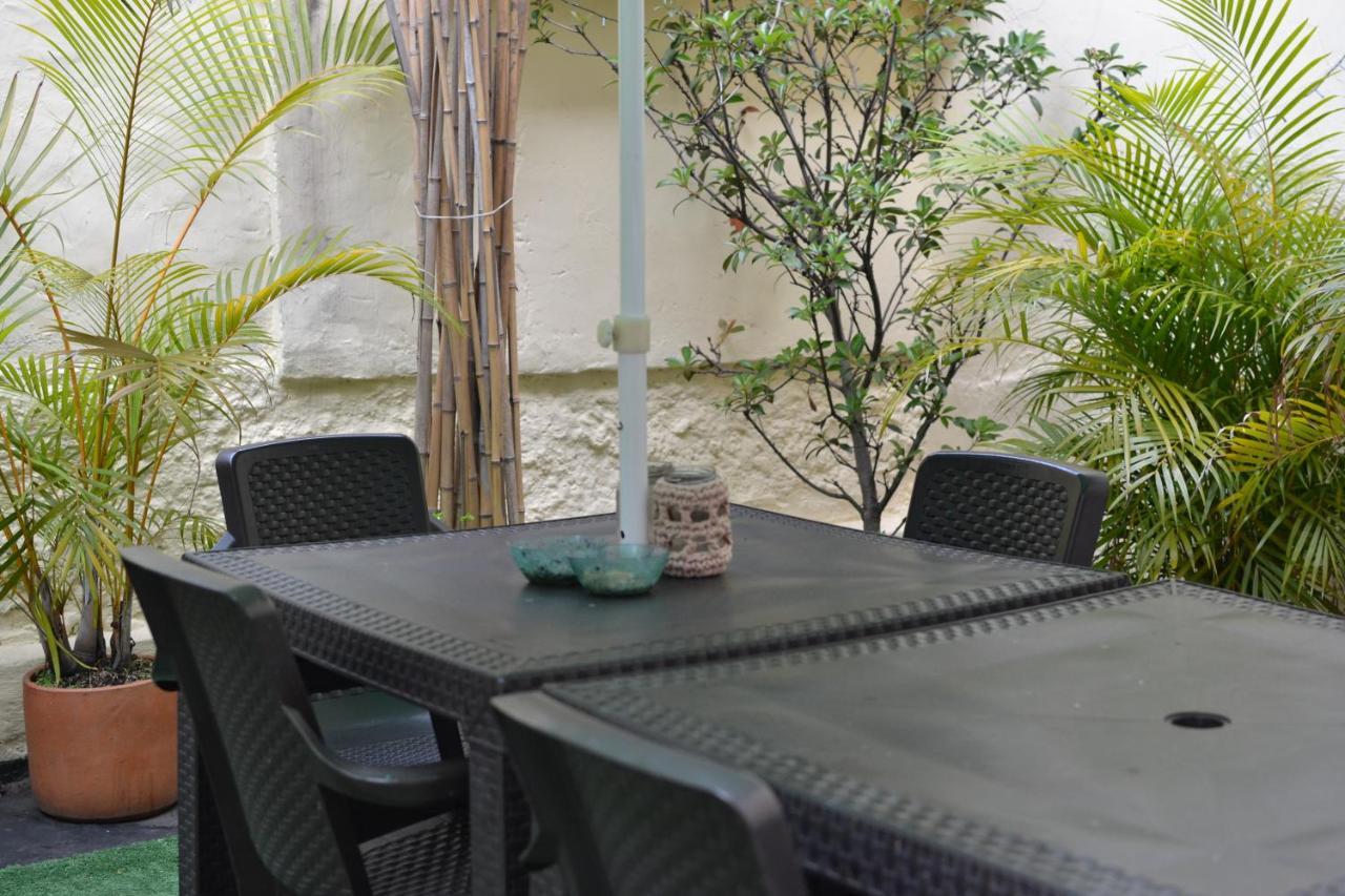 Hostal Medallo Social Open!