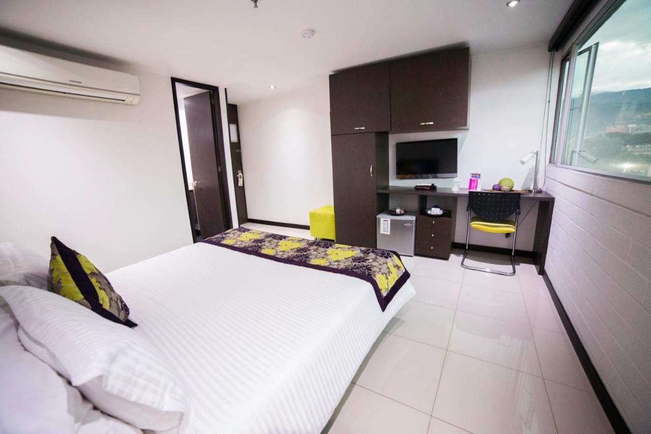 Hotel Golden Palermo 4*