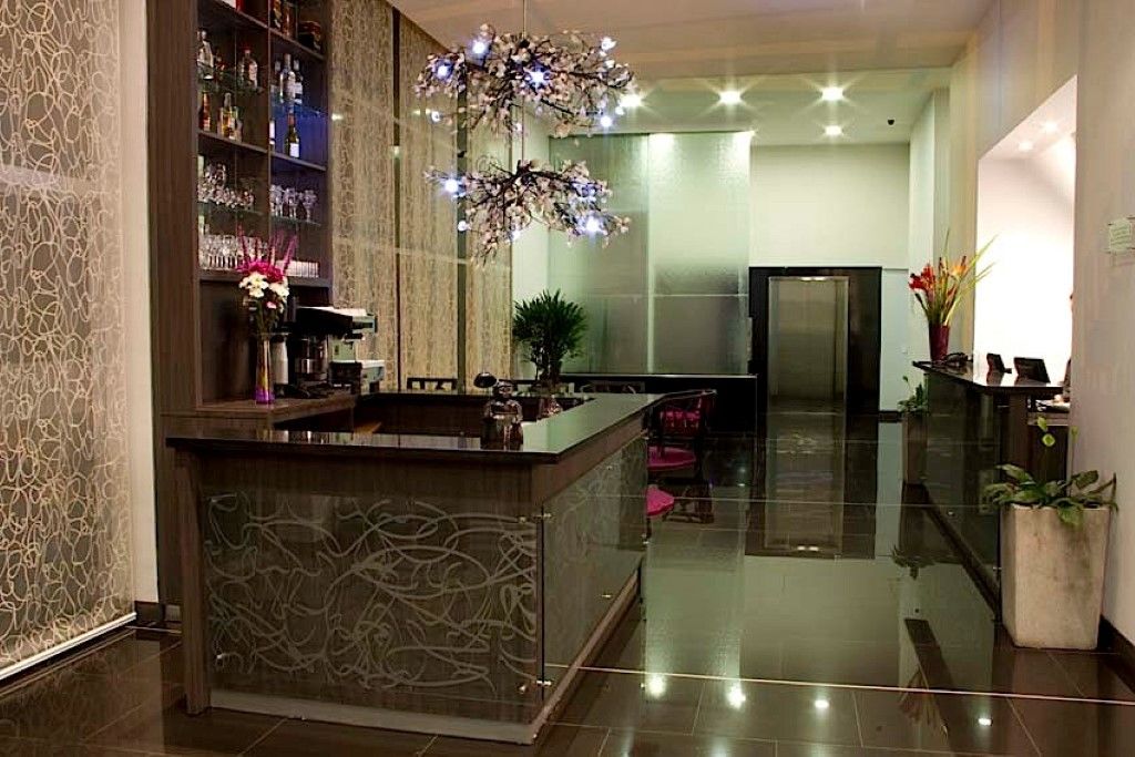 Bh El Poblado Hotel