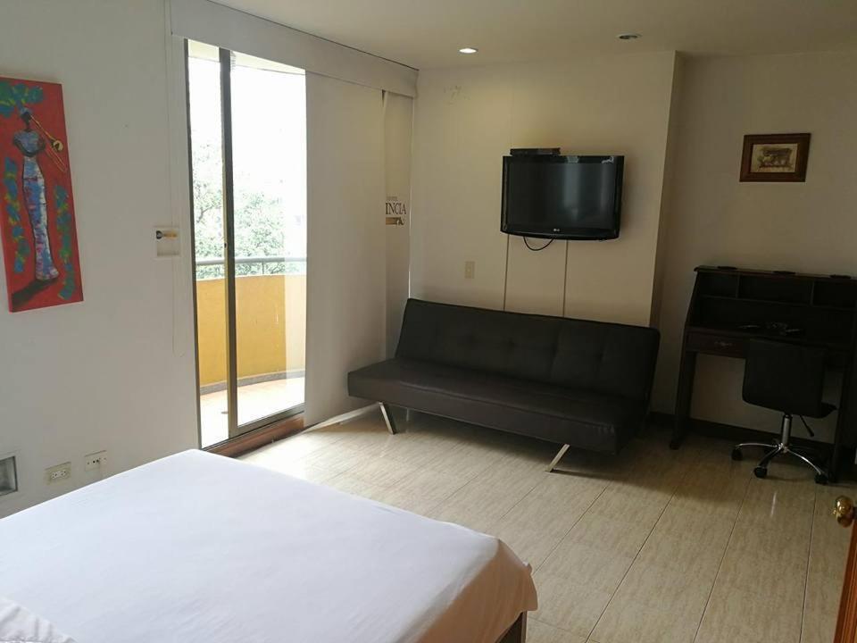 Hotel Apartasuites La Provincia 5*