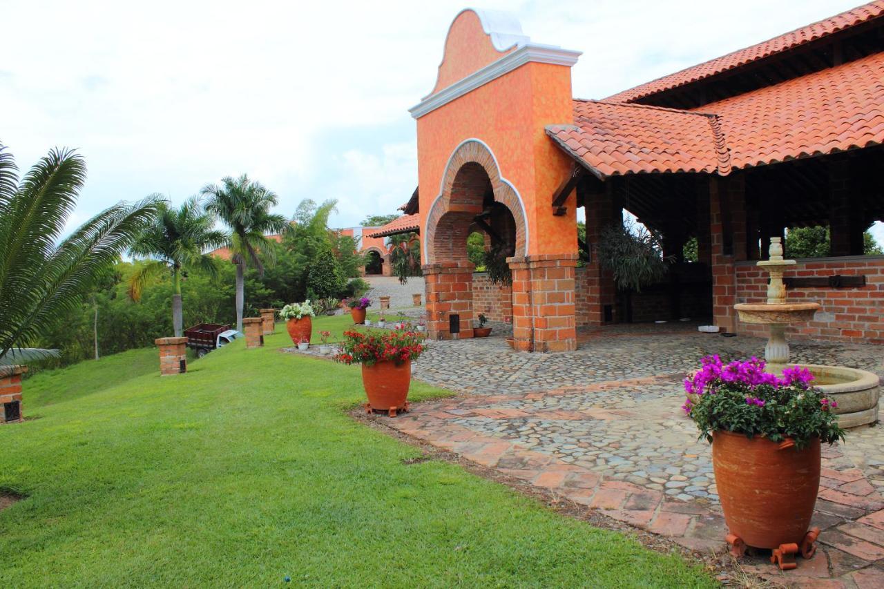 La Divisa Finca Medellín