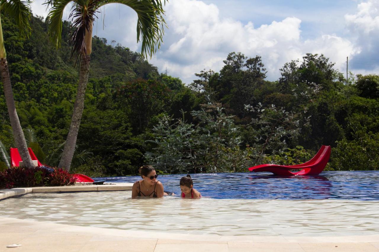 Hotel La Divisa Finca Medellín