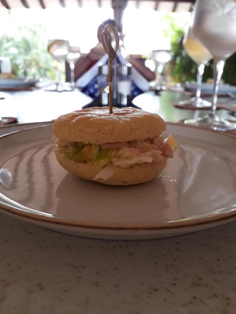 La Divisa Finca *