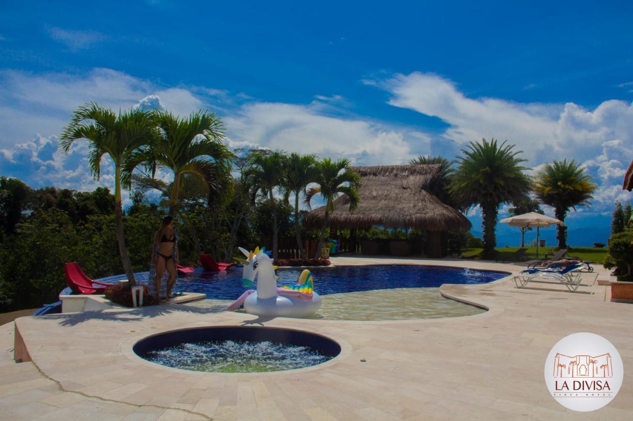 Hotel La Divisa Finca