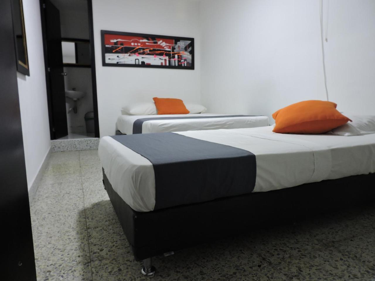 Jc 43 Hotel 2*