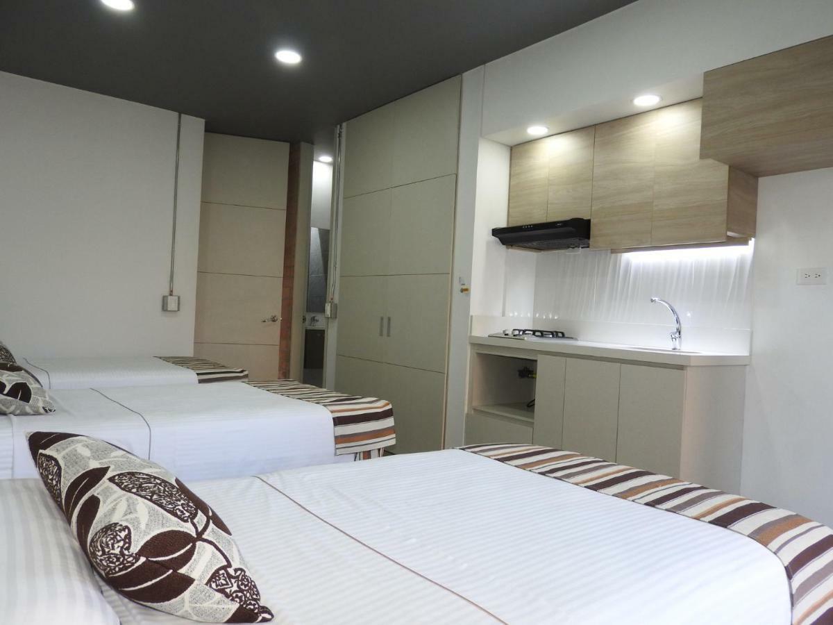 Mediterraneo Express Apartahotel 4*