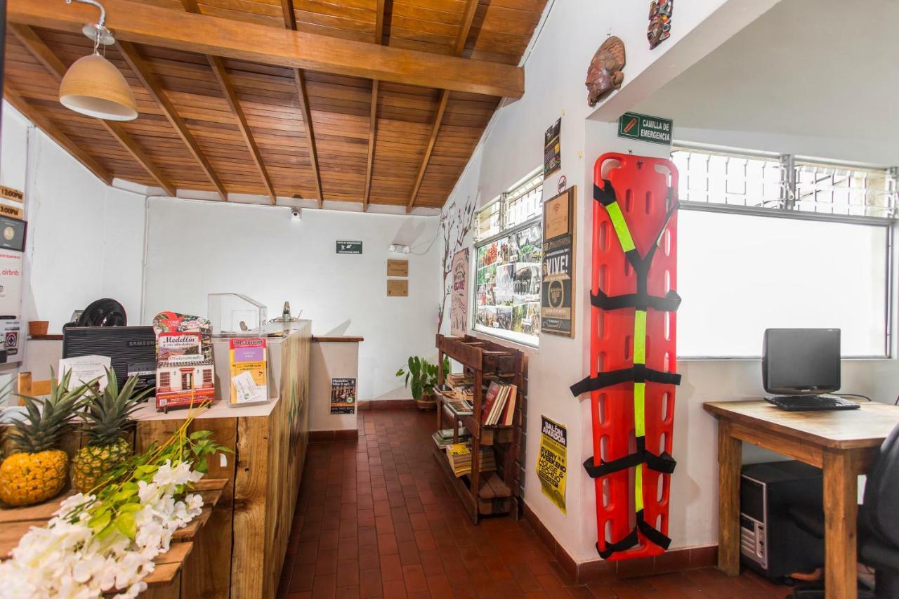 Montanita Hostal *