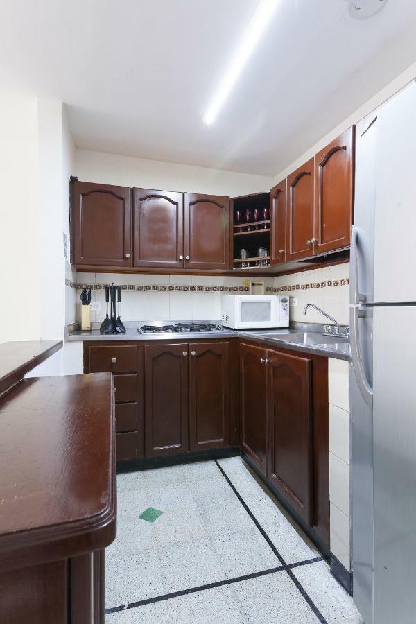 Apartment Amoblados Jg De La 70 Medellin