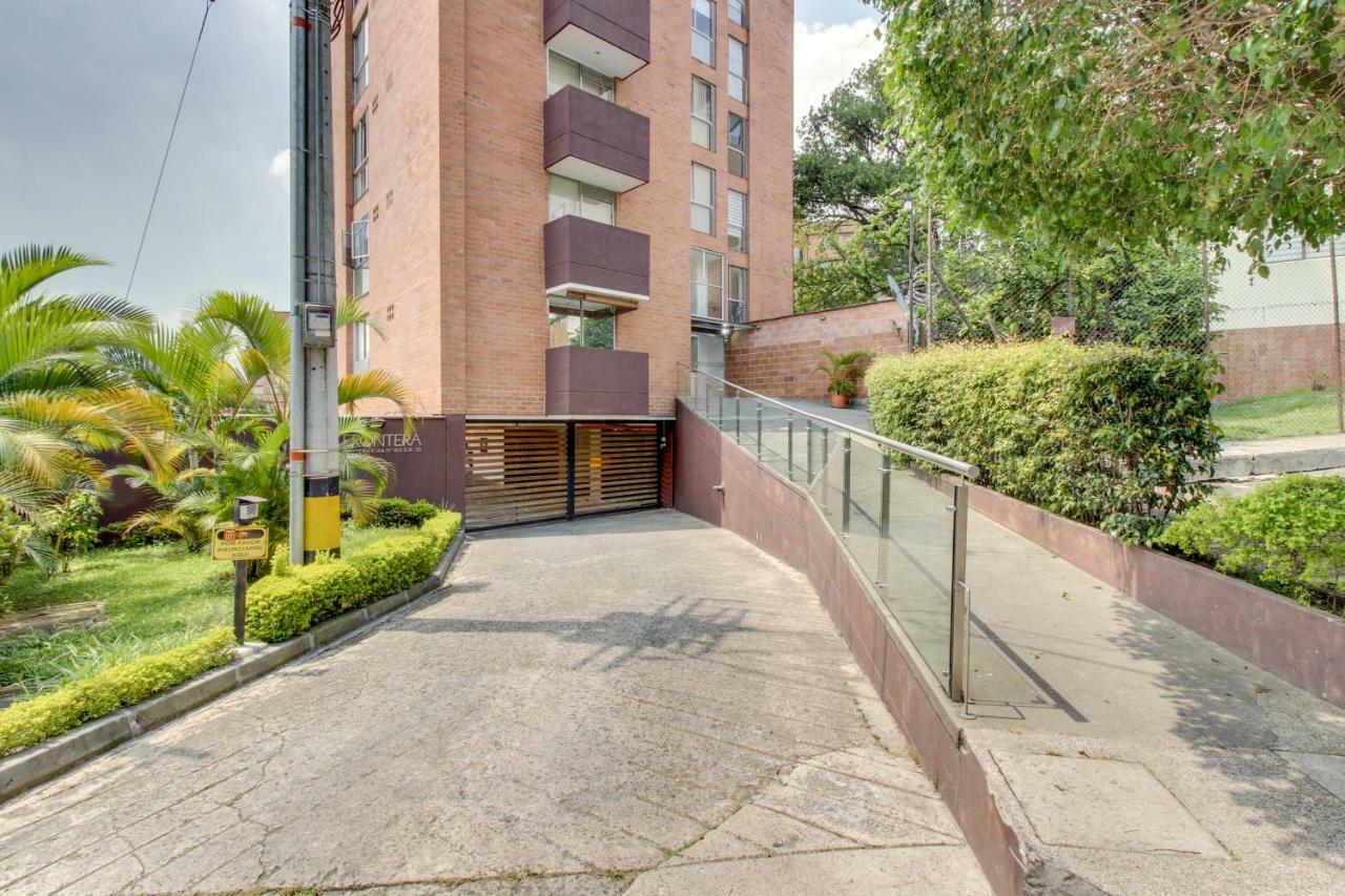 Edificio La Frontera, El Poblado * Medellín
