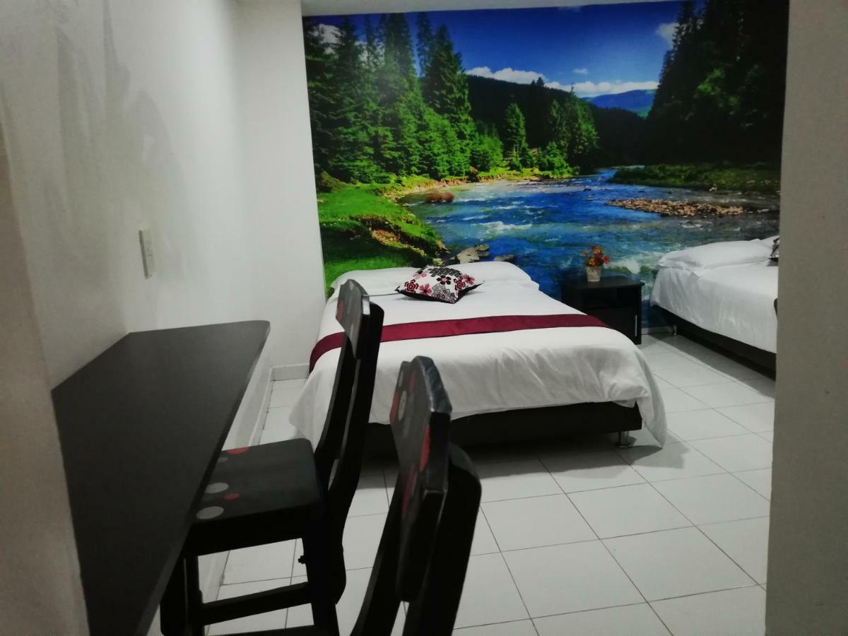 Aparta Estudio 7051 Medellín