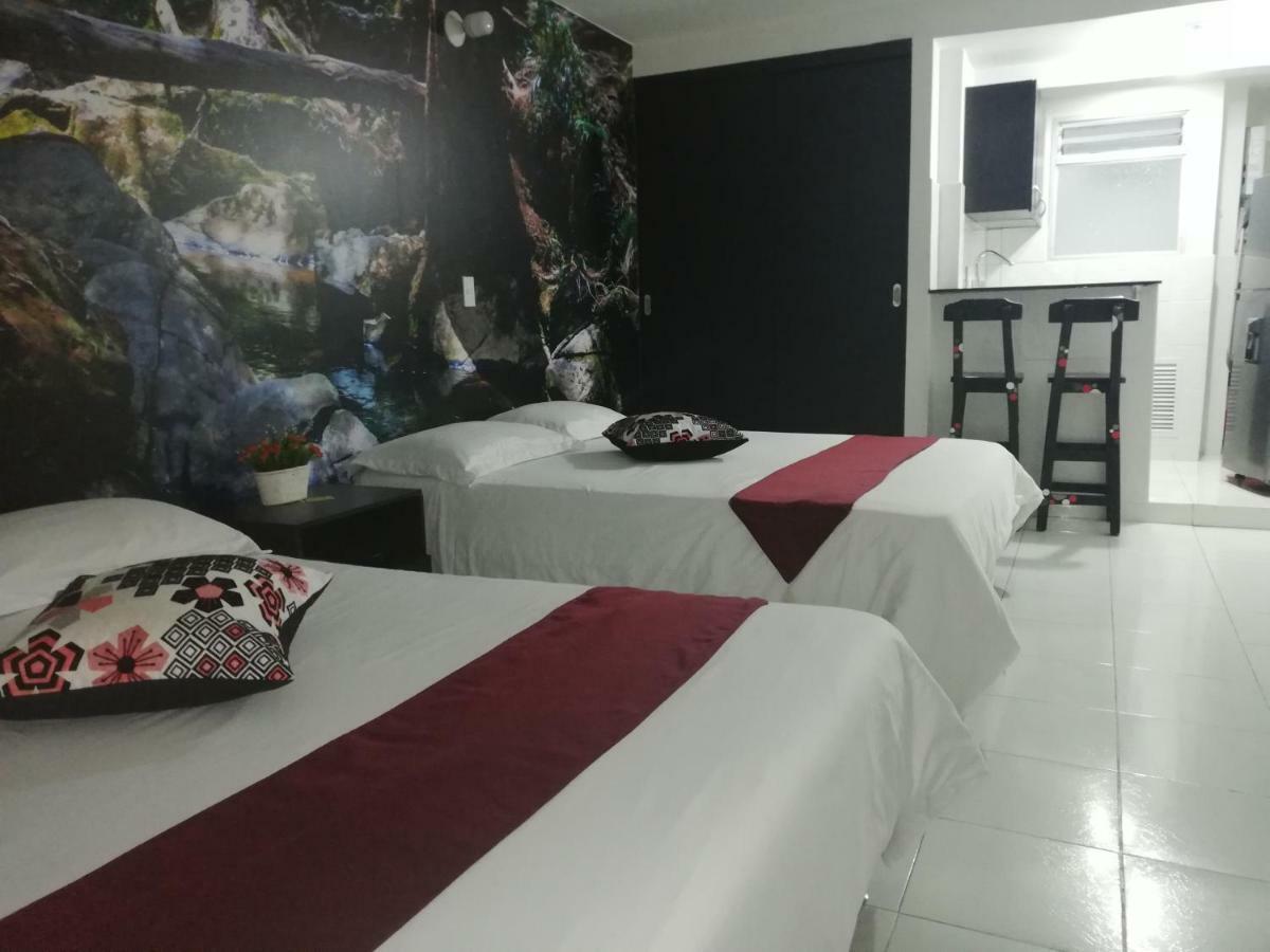 Aparta Estudio 7051 Medellín