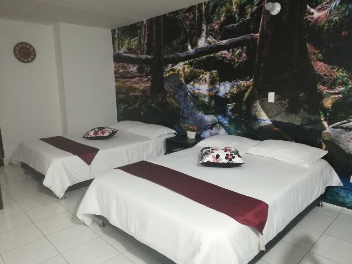 Aparta Estudio 7051 Medellín