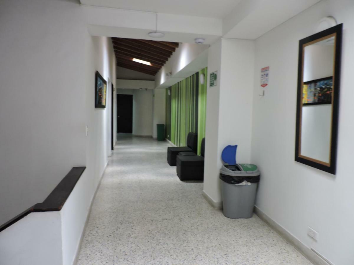 Jc 43 Hotel 2*