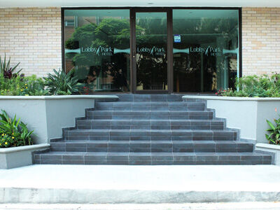 Lobby Park Hotel Medellín