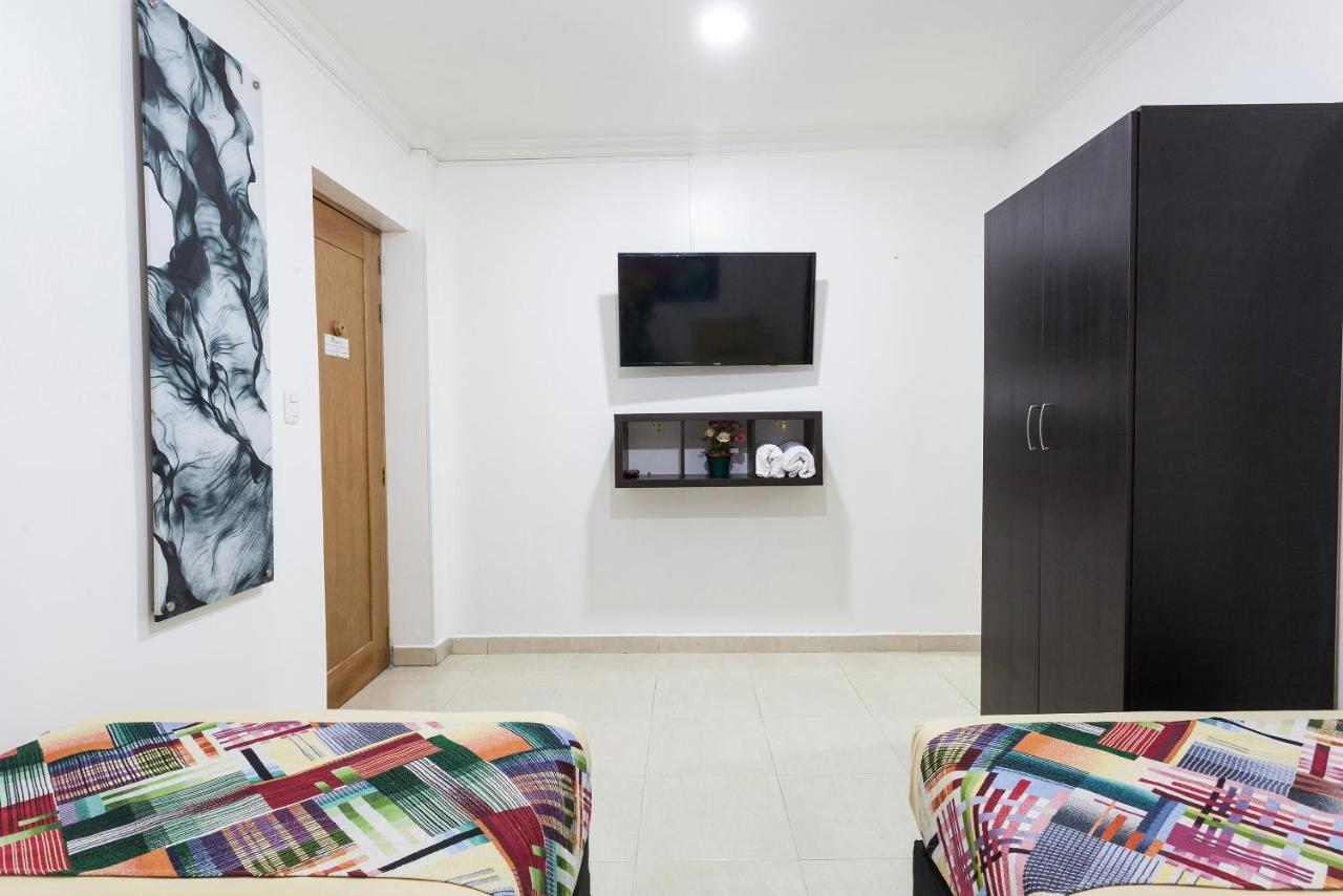 Amoblados Jg De La 70 Apartment