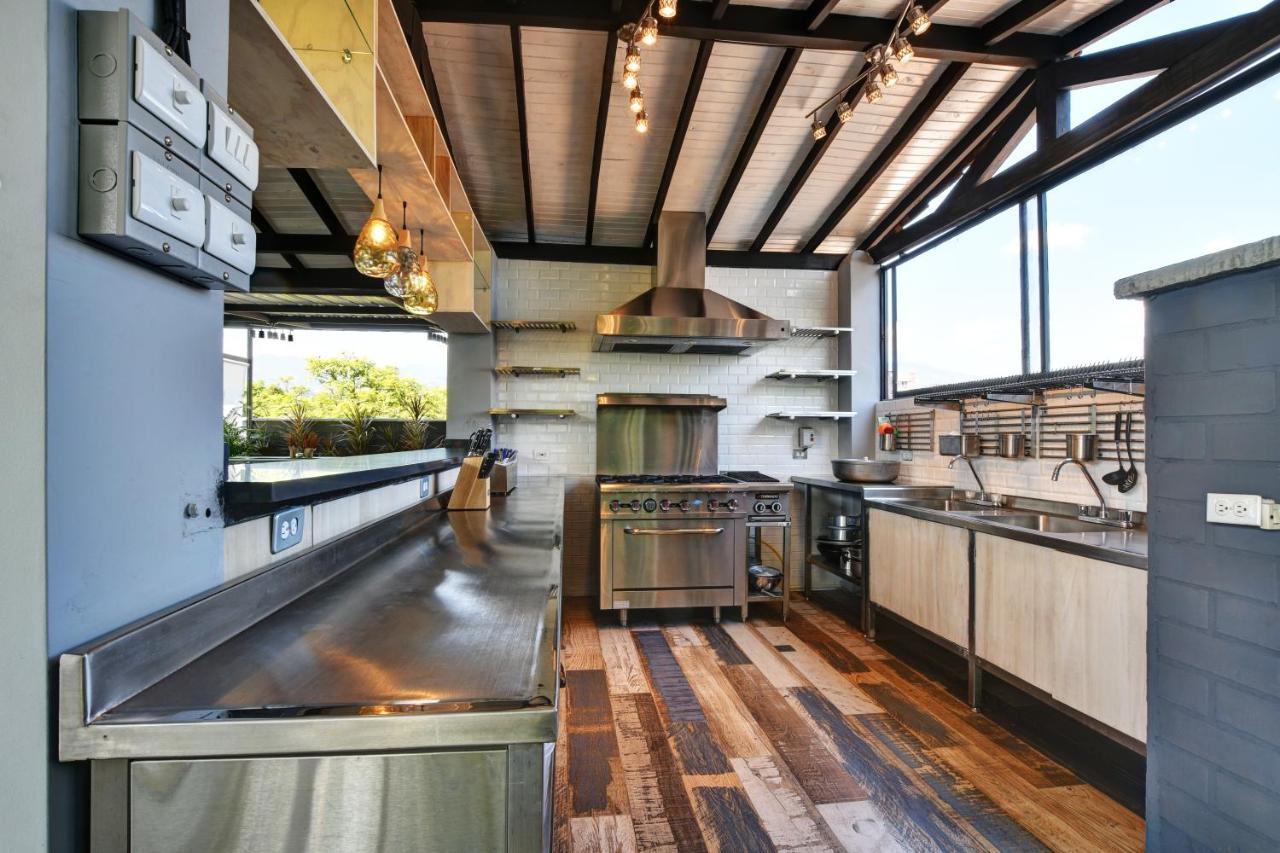 International House Co-living Hostal