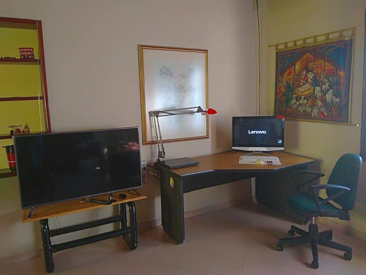 Pensión Casa Luna -estratégica Ubicación- *