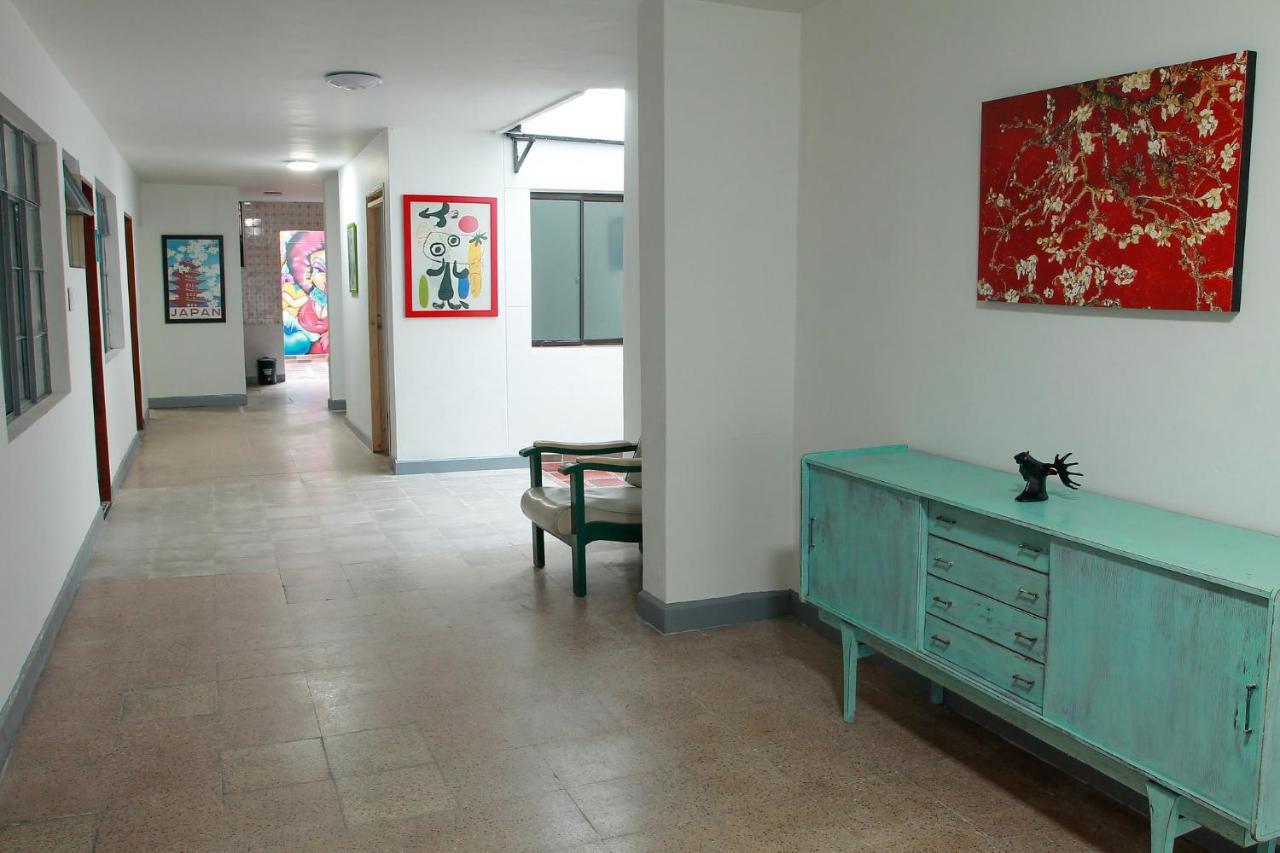 Casa Tuvia Parque Hostal *