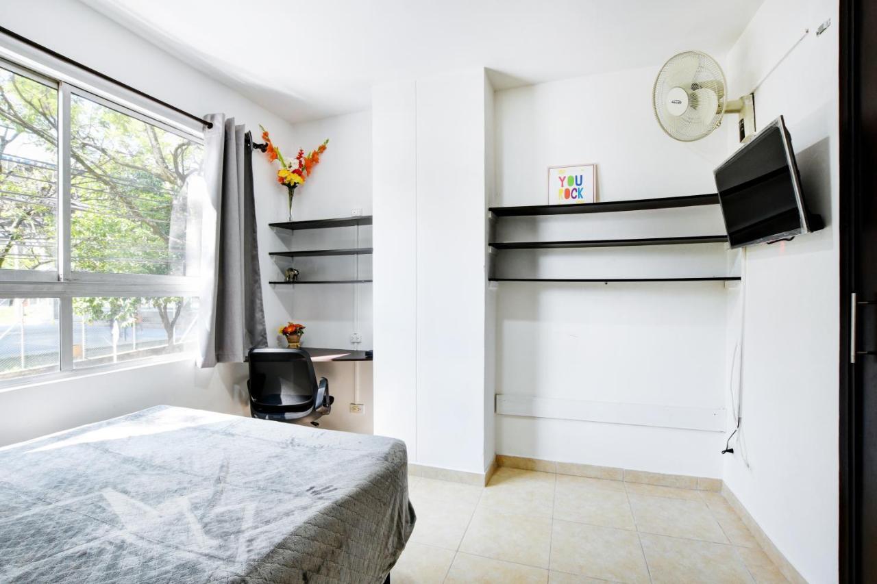 Hostal International House Co-living *