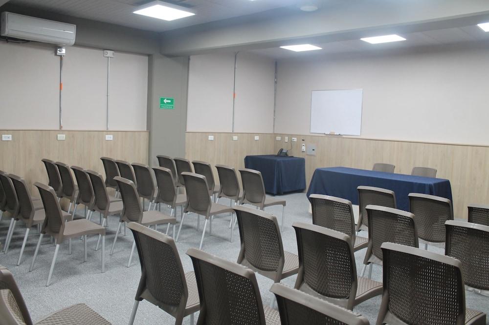 Provenza Garden Hotel Medellín